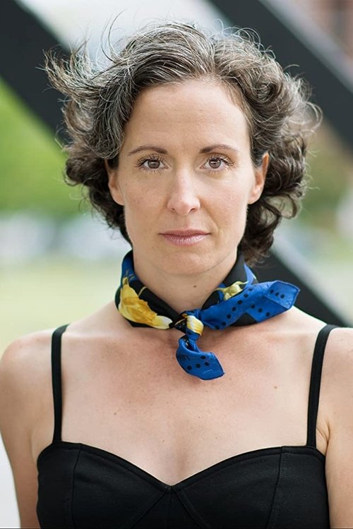 Genevieve Sirois as Paramedic