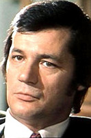 Jeff Cameron as Bounty Killer