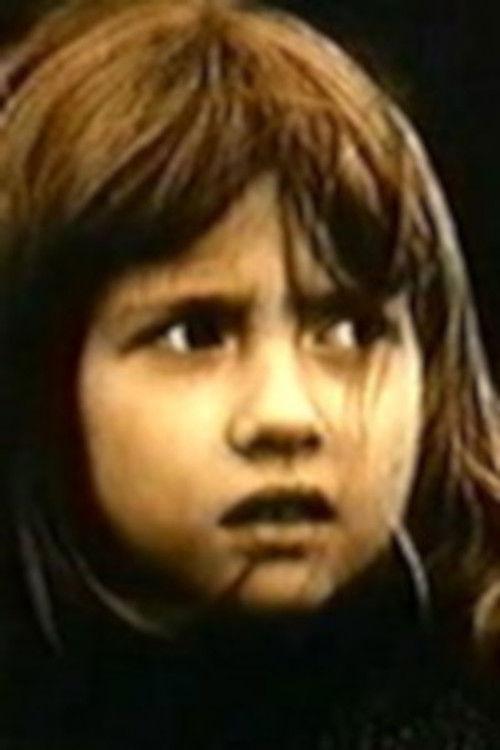 Daria Sidorina as Dasha