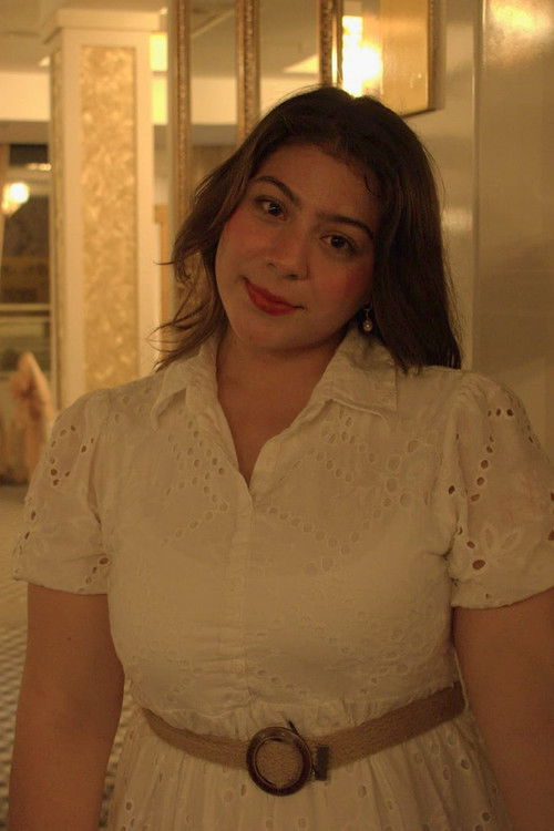 Özlem Nur Yanık as Feride