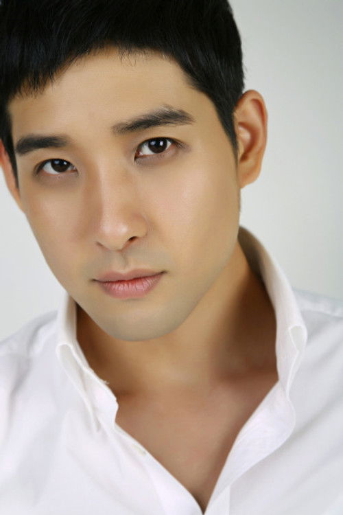 Kim Bum-joon as Min-ho