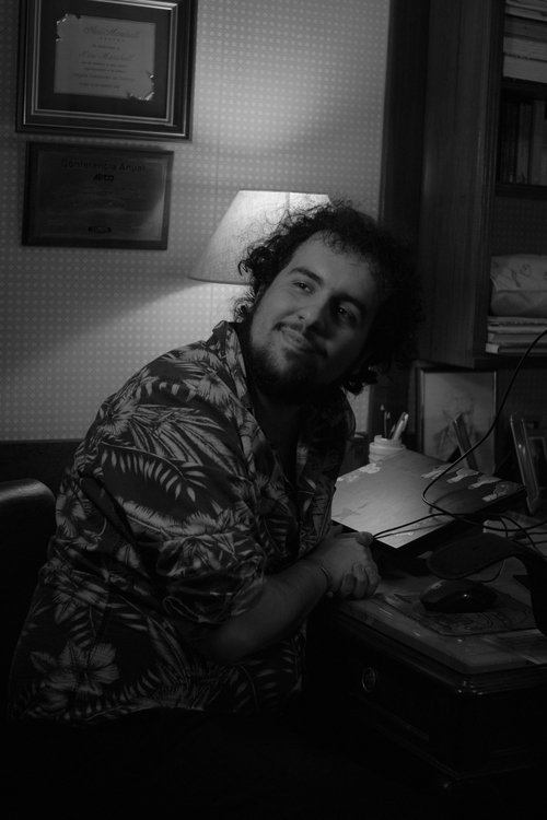 Felm Goltin as Nico de Luca (El director)