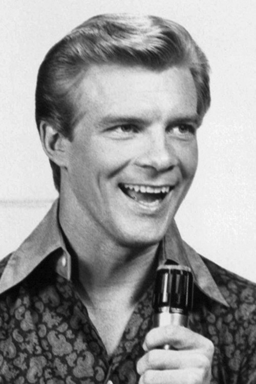 Gil Peterson as Cliff Donner