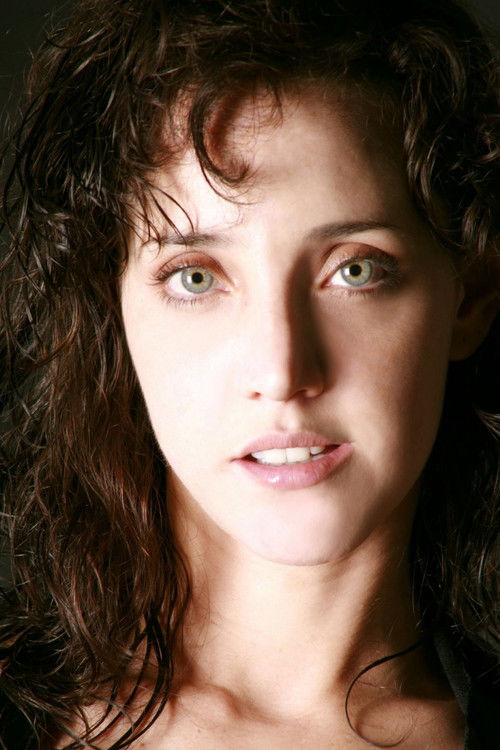 Mariana Peñalva as Randy