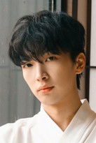 Xiao Kaiwen as Sheng Yang