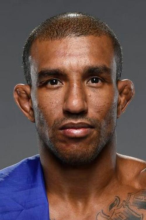 Raoni Barcelos as Self