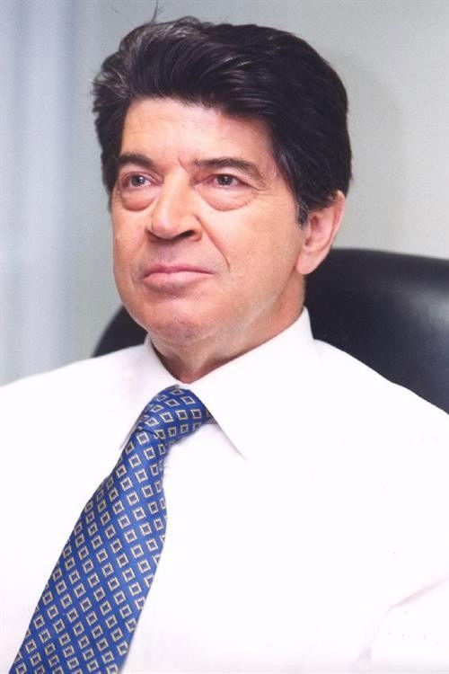 Mimis Hrysomallis as Angelos