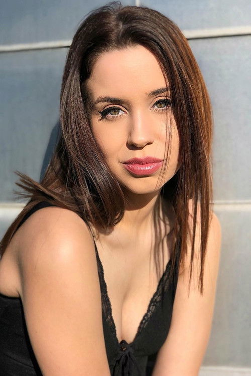 Sara Cecília as Rita