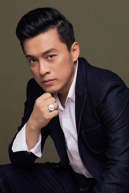 Lam Truong as Hoàng Quân