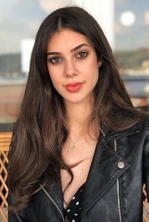 Deren Talu as Fatima