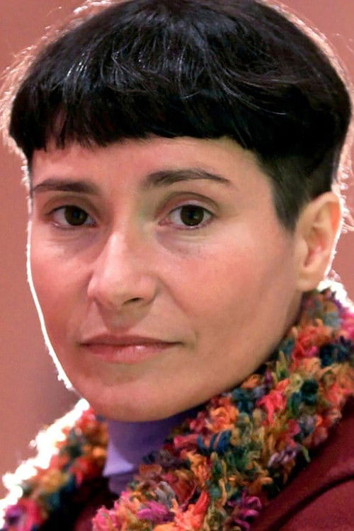 Manuela Azevedo as narrator (original voice over)