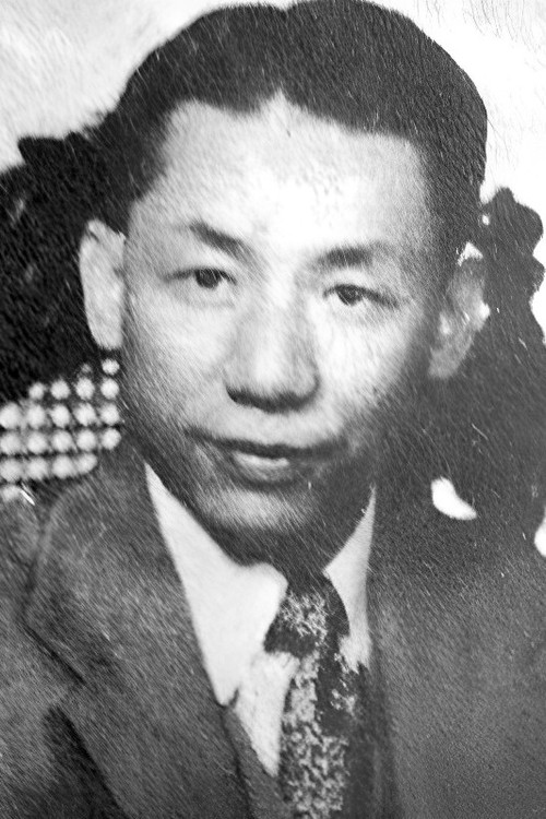 Lee Sun-fung as Motel chef