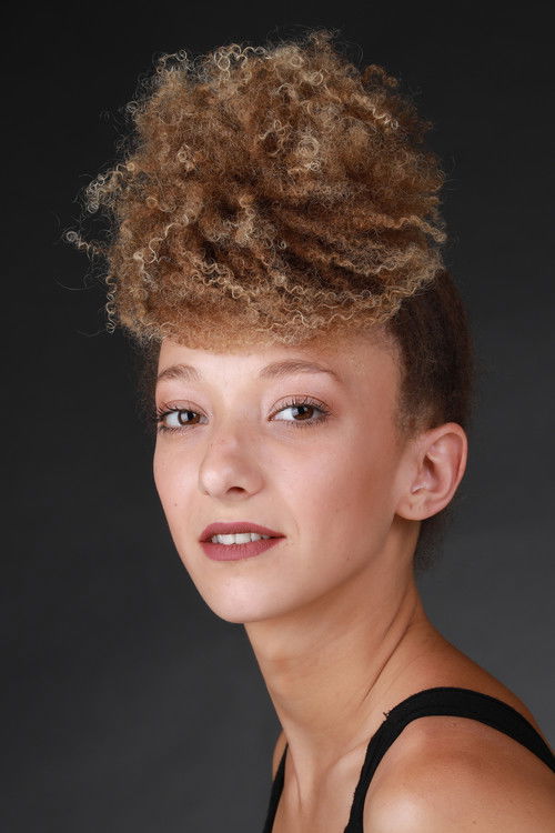 Mili Eshet as Ahed 2