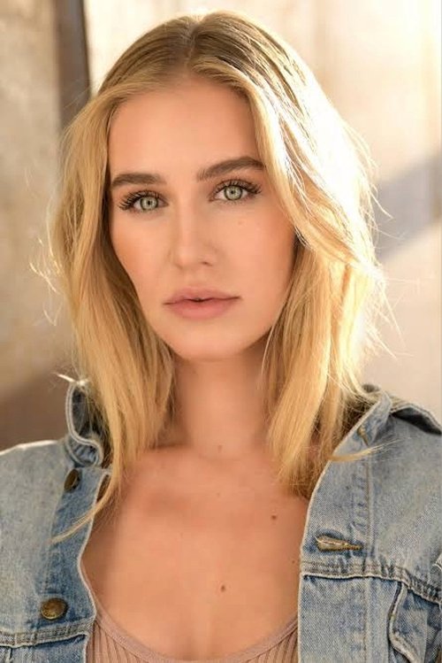 Andrea Bucko as Wendy