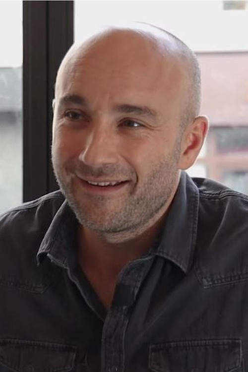 Pierre Le Coz as Le brigadier