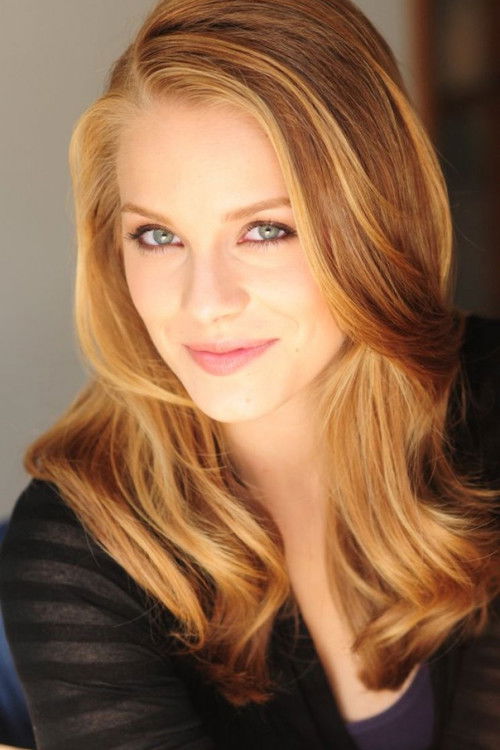 Lynzey Patterson as Lynzey