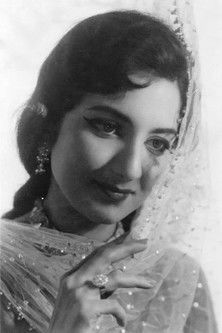 Tabassum as Courtesan