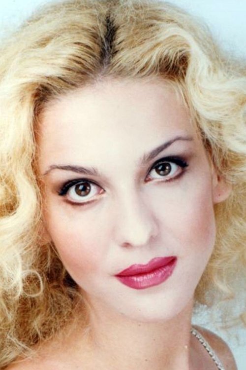 Ivana Mihić as Marta