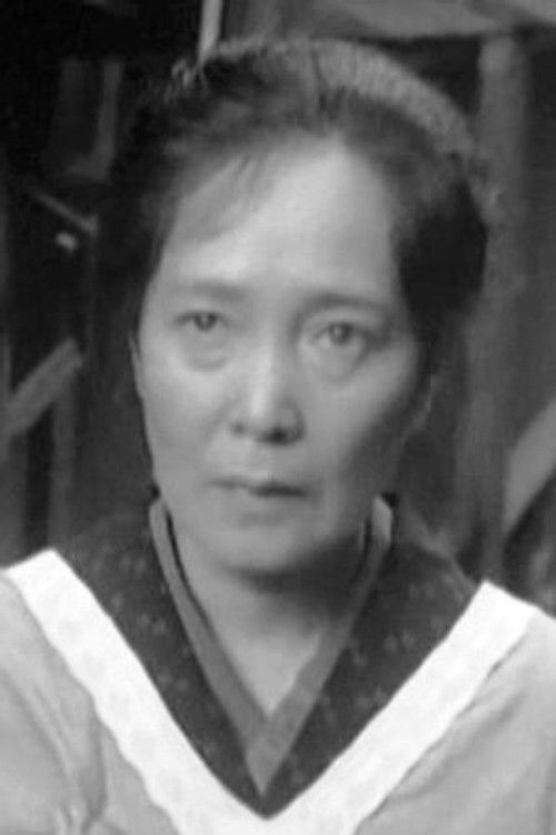 Yuriko Hanabusa as Tetsu Kimura (Susumu’s Mother)