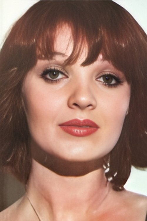 Pénélope Lamour as Joëlle