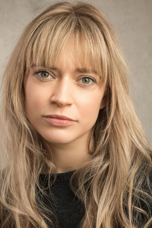 Lily Howkins as Shelly