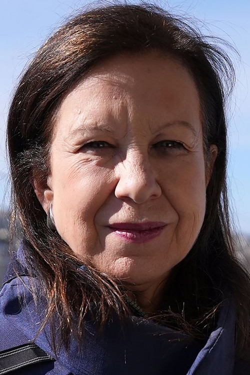 Lyse Doucet as Presenter