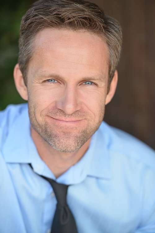 Tatum Shank as Thorne Allen