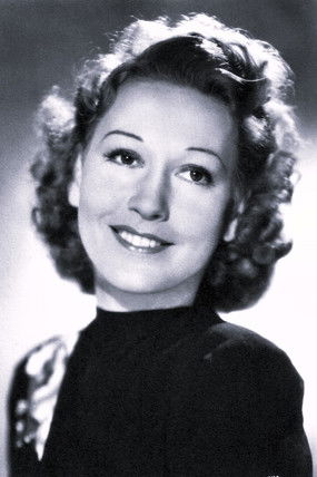 Heli Finkenzeller as Professor Dr. Anna Mathé