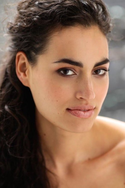 Rosa Gilmore as Vixen