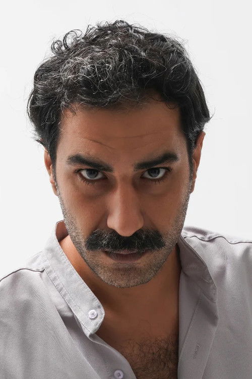 Barış Yurtsever as Burak