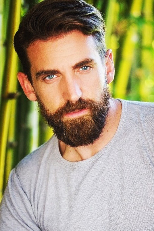 Richard Rennie as Oliver