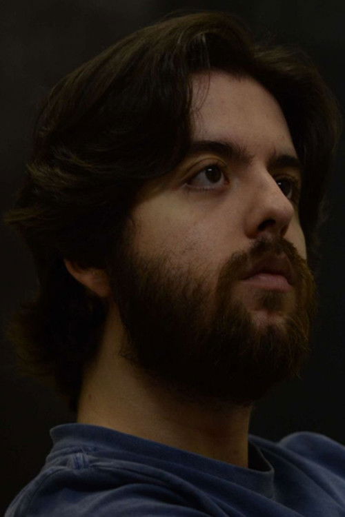 Gabriel Sequeira as Homem