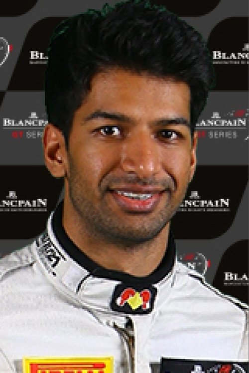 Luciano Bacheta as Luca Cortez