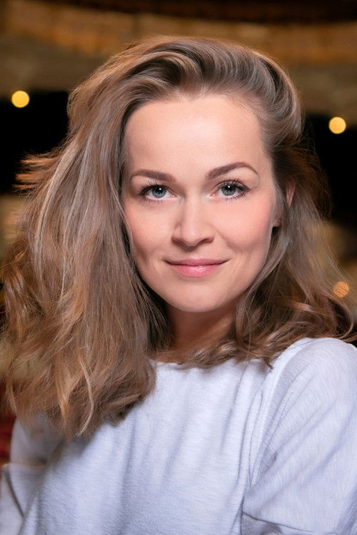 Lívia Michalčík Dujavová as Slečna Clara Eynsford Hillová