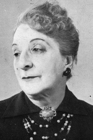 Bianca Castagnetta as Donna Matilde Cefalù