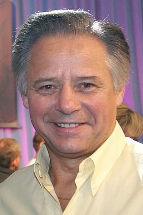 Krzysztof Janczar as Boy hotelowy