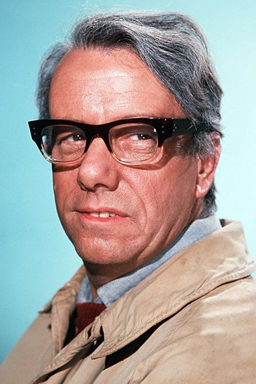 Harold Goodwin as Benny