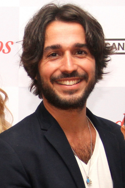 Fernando São Thiago as Fernando