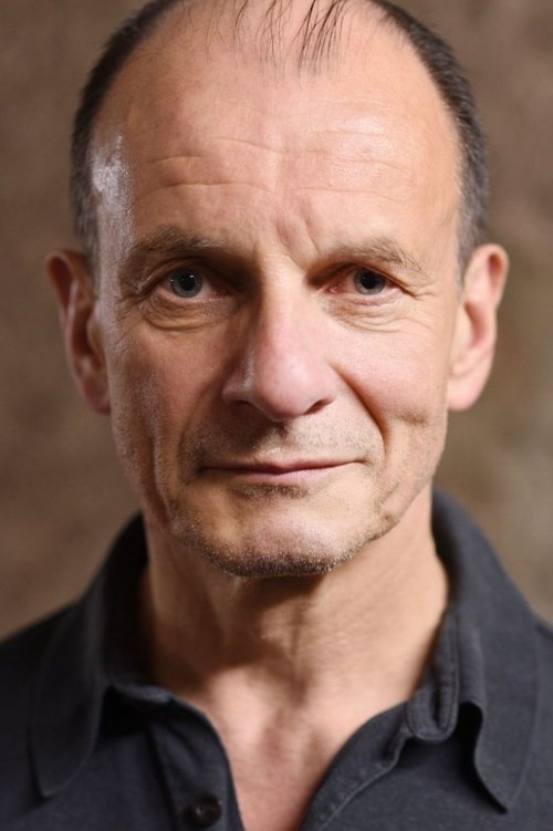 Vilmar Bieri as Müller