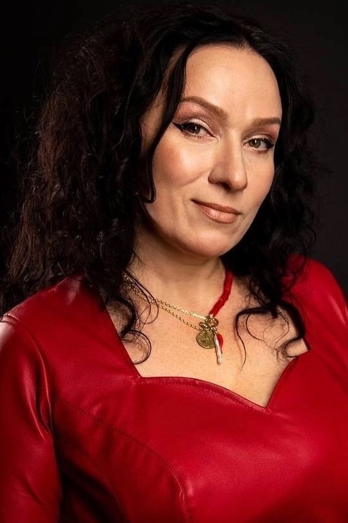 Angelina Izosimova as Участница