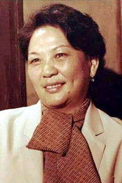 Pureviin Tsevelsuren as Aryunaa