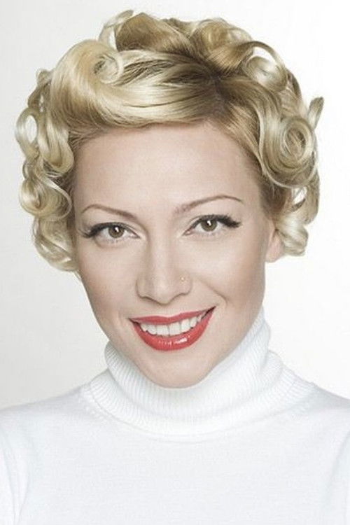 Ирина Юдина as Eva