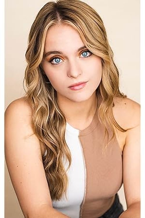 Rylee Reagan as Lily Tanner