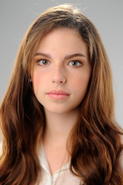 Perla Haney-Jardine as Pearl