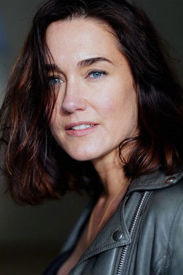 Melisandre Meertens as Sonya