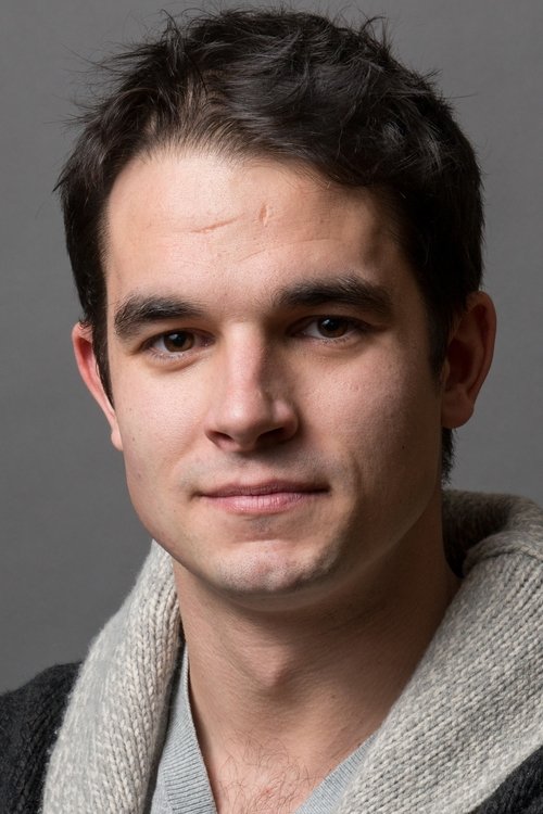 Morgan Bedard as Matthew Fraser