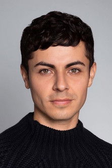 Sergio Armasgo as Ernesto Pimentel