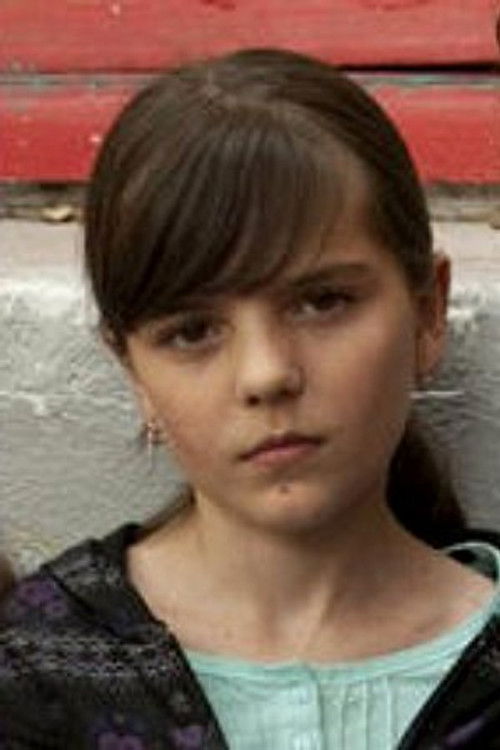 Linda Doudaeva as Milana