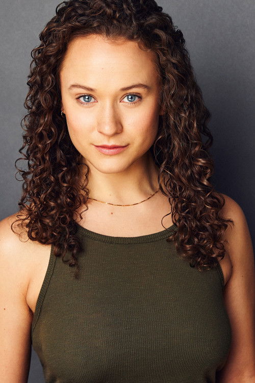 Isabelle Muthiah as Leah Whitaker