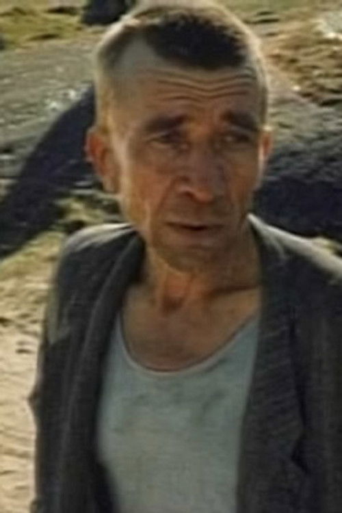 Yuri Kolobkov as Vasilich